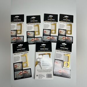 Bundle of 7 Sani-Keys NWT